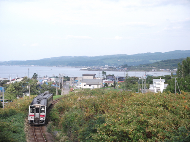 箸別跨線橋から見る4927D