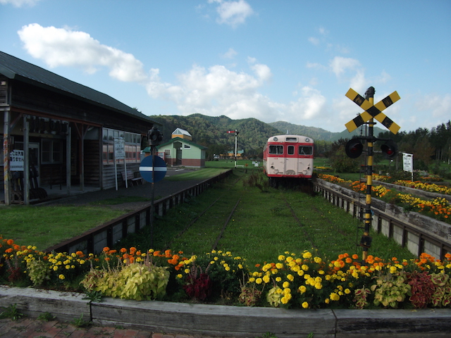 鉄道資料館裏全景